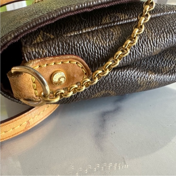 Authentic Louis Vuitton Favorite MM - Picture 4 of 9